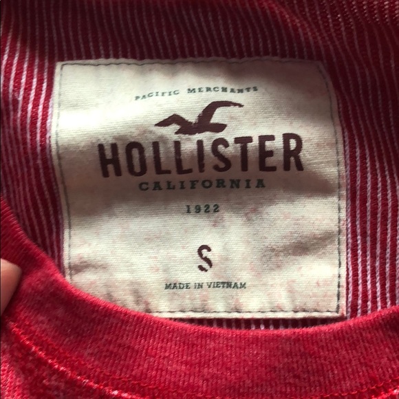 Hollister long sleeve - Picture 2 of 3